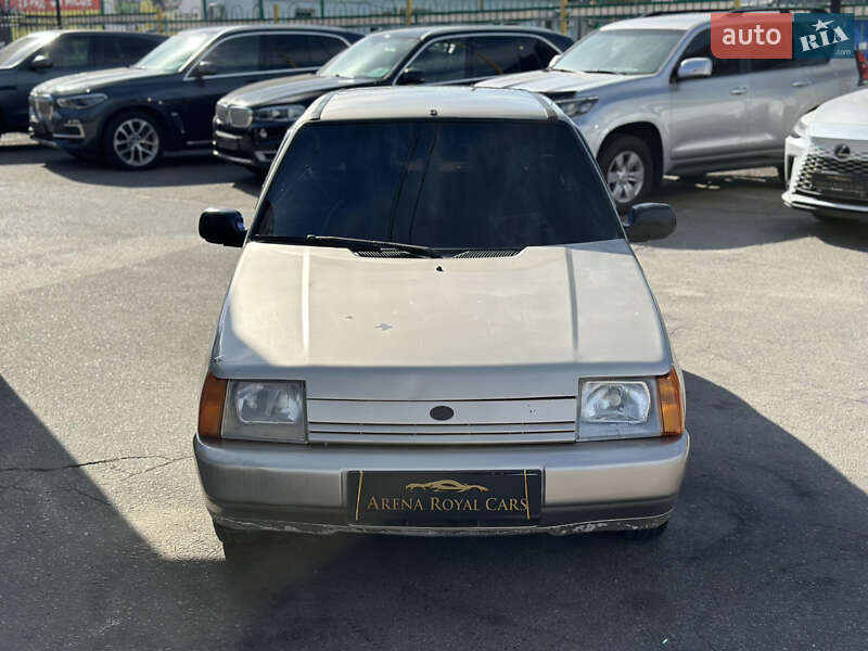 Лифтбек ЗАЗ 1103 Славута 2002 в Харькове фото 8 Лифтбек ЗАЗ 1103 Славута 2002 в Харькове