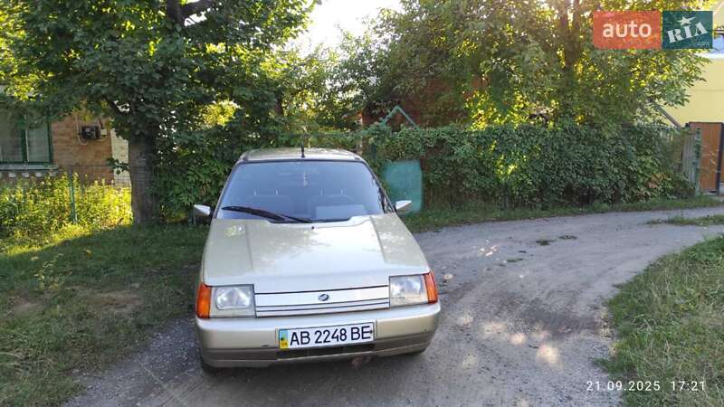 Лифтбек ЗАЗ 1103 Славута 2003 в 