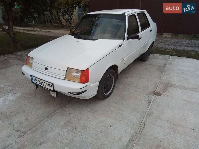 Лифтбек ЗАЗ 1103 Славута 2008 в Днепре фото 7 Лифтбек ЗАЗ 1103 Славута 2008 в Днепре
