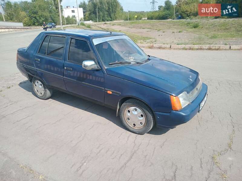 ЗАЗ 1103 Славута 2004