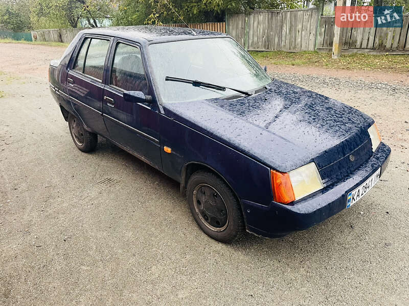 Лифтбек ЗАЗ 1103 Славута 2007 в Макарове фото 2 Лифтбек ЗАЗ 1103 Славута 2007 в Макарове