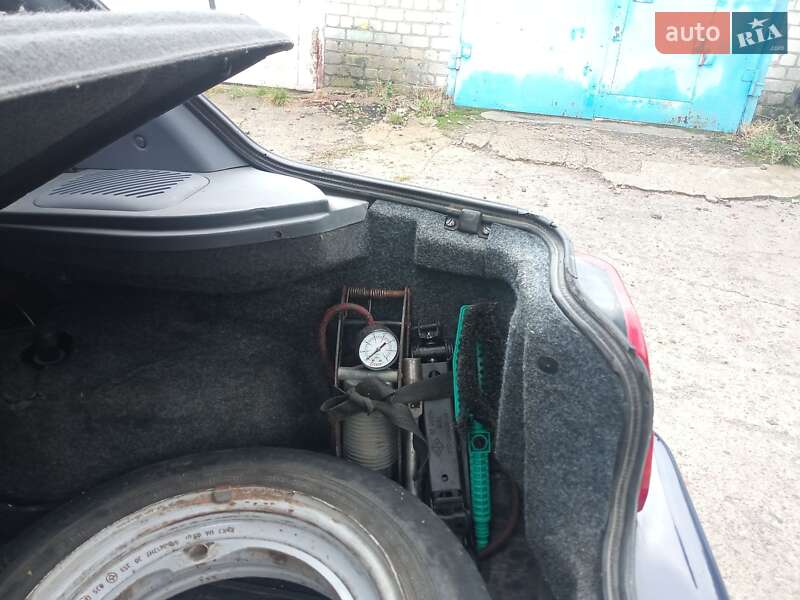 Лифтбек ЗАЗ 1103 Славута 2006 в Южноукраинске