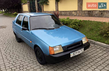 Лифтбек ЗАЗ 1103 Славута 2003 в Львове