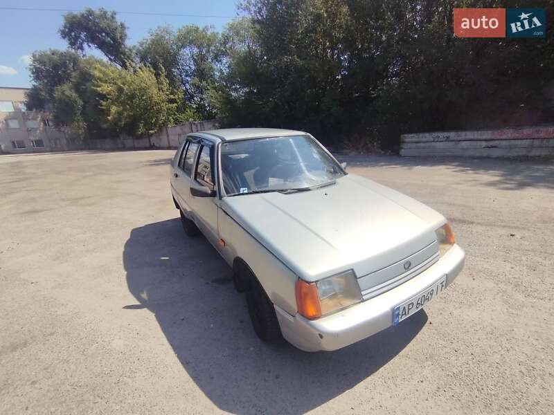 Лифтбек ЗАЗ 1103 Славута 2006 в Запорожье