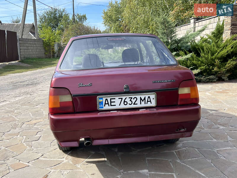 Ліфтбек ЗАЗ 1103 Славута 2000 в Кам'янському фото 11 Ліфтбек ЗАЗ 1103 Славута 2000 в Кам'янському