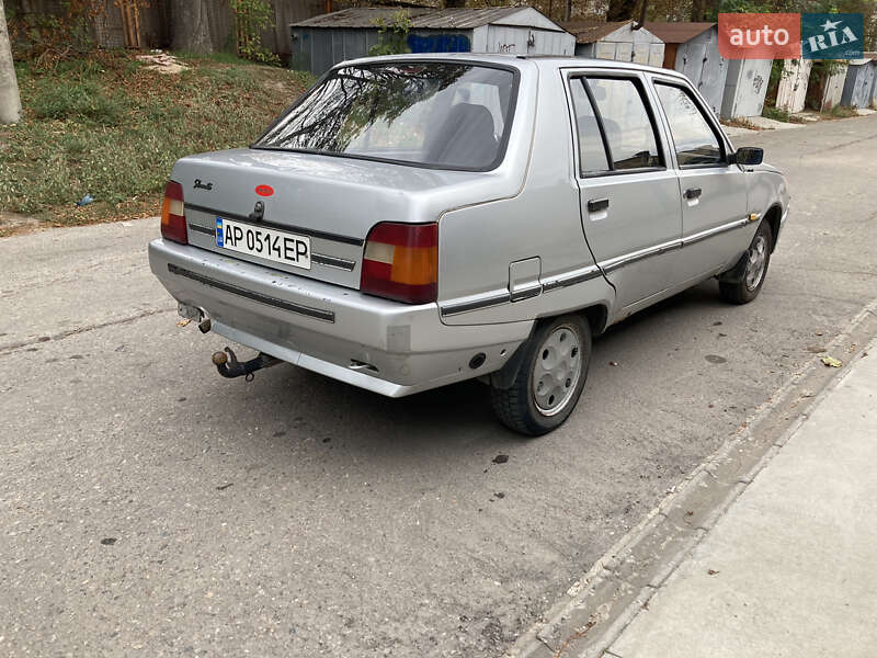 Лифтбек ЗАЗ 1103 Славута 2004 в Запорожье фото 2 Лифтбек ЗАЗ 1103 Славута 2004 в Запорожье