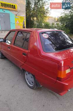 Лифтбек ЗАЗ 1103 Славута 2006 в 