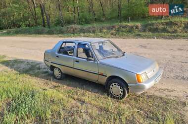 Ліфтбек ЗАЗ 1103 Славута 2005 в Києві