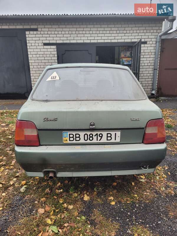 Ліфтбек ЗАЗ 1103 Славута 2008 в Харкові