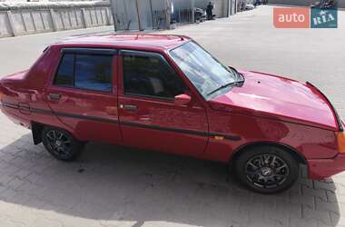 Лифтбек ЗАЗ 1103 Славута 2003 в 