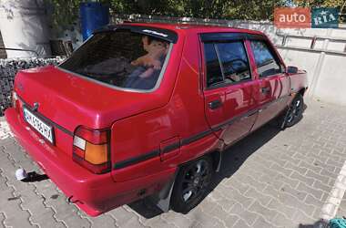 Лифтбек ЗАЗ 1103 Славута 2003 в 