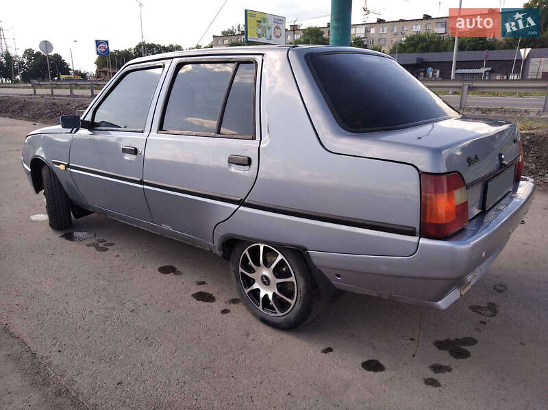 Лифтбек ЗАЗ 1103 Славута 2007 в Полтаве