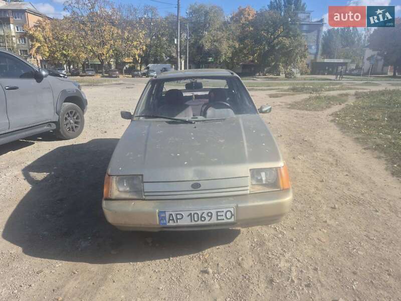 Лифтбек ЗАЗ 1103 Славута 2003 в 