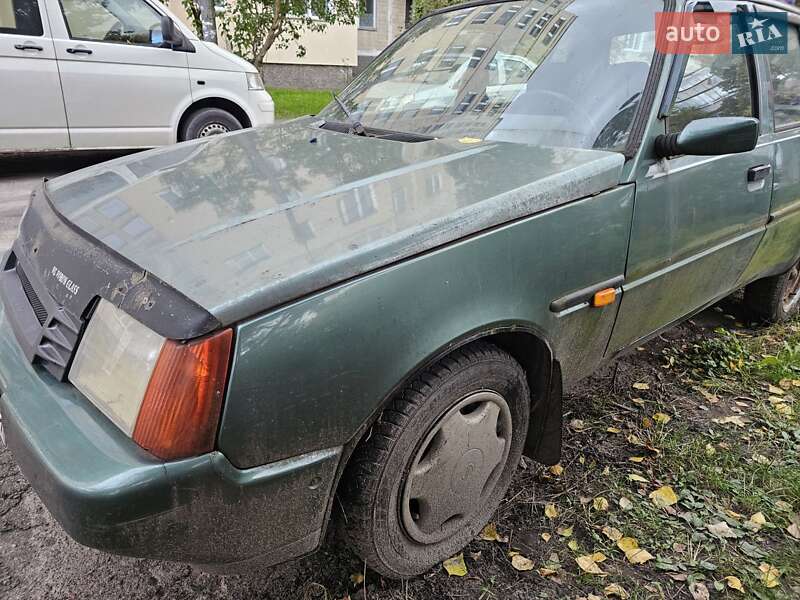Лифтбек ЗАЗ 1103 Славута 2010 в Киеве