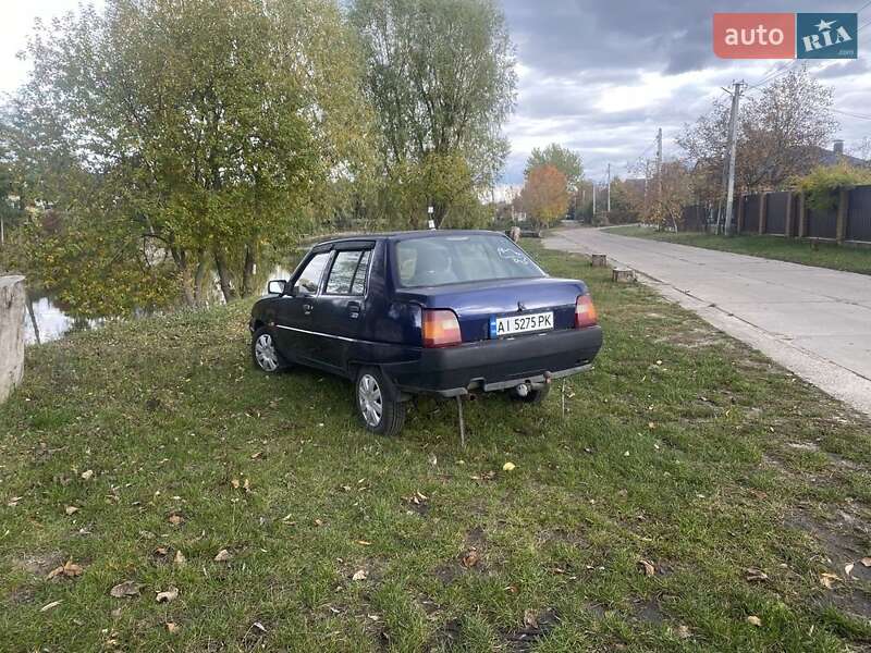 Ліфтбек ЗАЗ 1103 Славута 2004 в Обухові