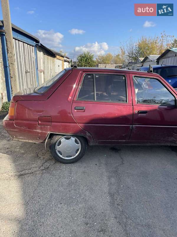 Лифтбек ЗАЗ 1103 Славута 1999 в Кременчуге фото 5 Лифтбек ЗАЗ 1103 Славута 1999 в Кременчуге