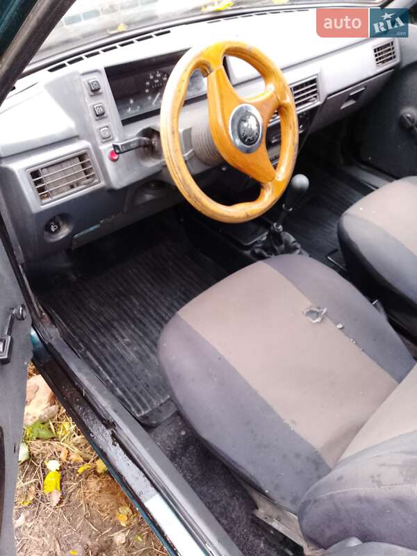 Лифтбек ЗАЗ 1103 Славута 1999 в Решетиловке фото 6 Лифтбек ЗАЗ 1103 Славута 1999 в Решетиловке