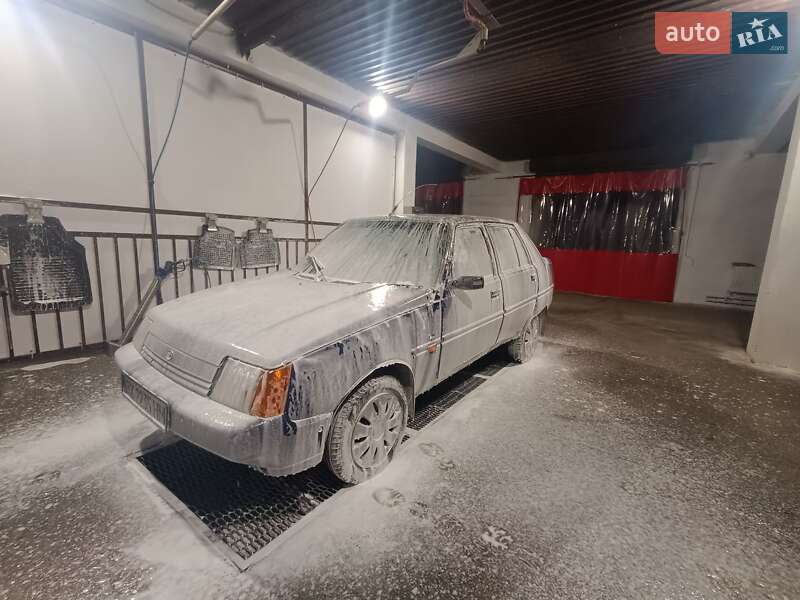 Ліфтбек ЗАЗ 1103 Славута 2003 в Славуті фото 8 Ліфтбек ЗАЗ 1103 Славута 2003 в Славуті