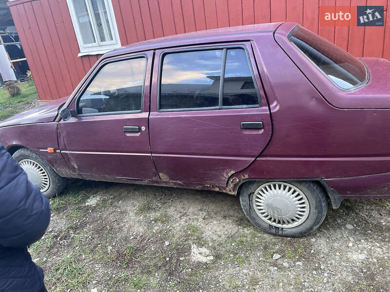 Лифтбек ЗАЗ 1103 Славута 2005 в Старом Косове фото 5 Лифтбек ЗАЗ 1103 Славута 2005 в Старом Косове