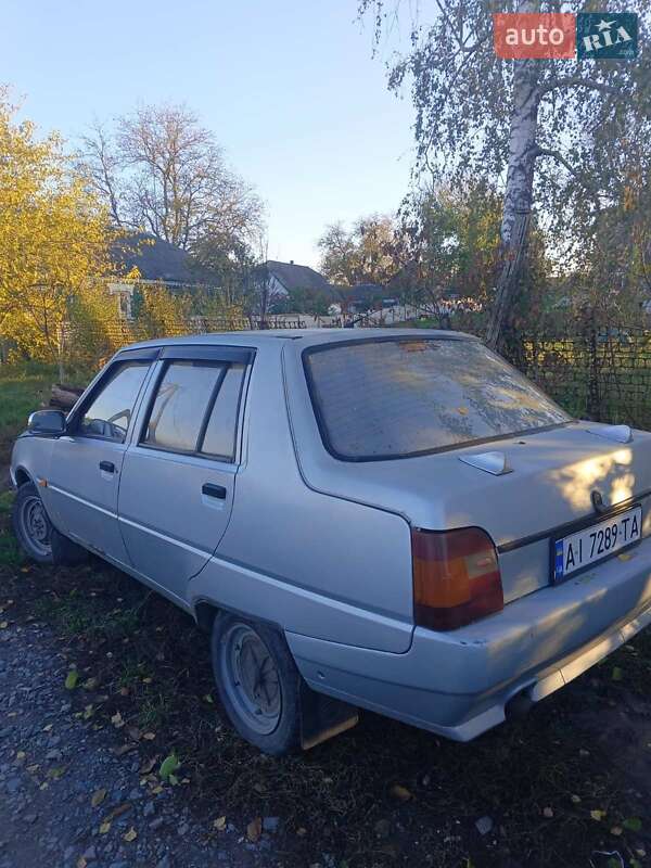 Лифтбек ЗАЗ 1103 Славута 2005 в Белой Церкви фото 11 Лифтбек ЗАЗ 1103 Славута 2005 в Белой Церкви