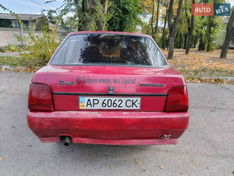 Лифтбек ЗАЗ 1103 Славута 2002 в Днепре