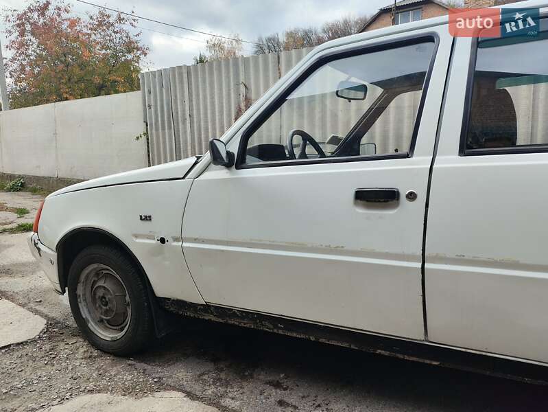 Лифтбек ЗАЗ 1103 Славута 2002 в Полтаве фото 8 Лифтбек ЗАЗ 1103 Славута 2002 в Полтаве