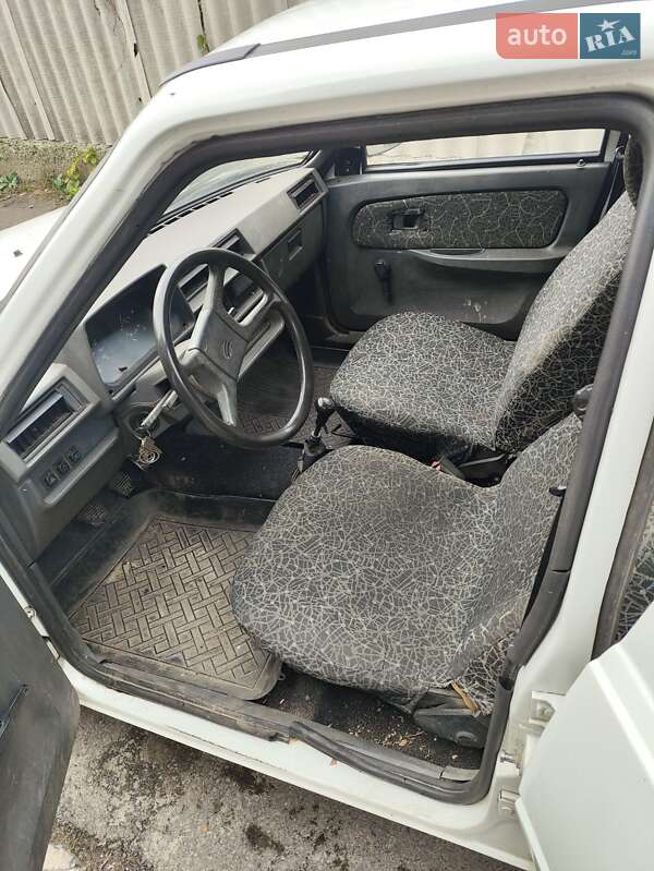 Лифтбек ЗАЗ 1103 Славута 2002 в Полтаве фото 12 Лифтбек ЗАЗ 1103 Славута 2002 в Полтаве