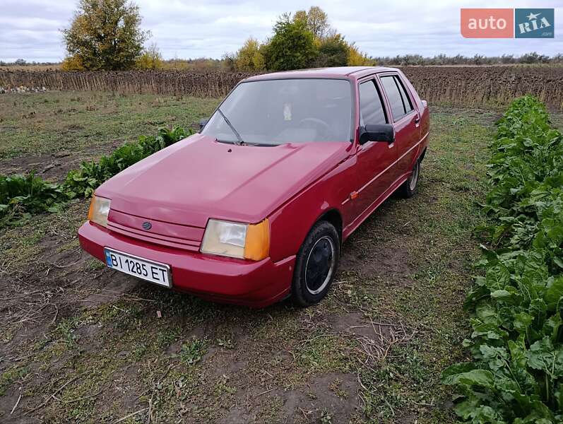 Ліфтбек ЗАЗ 1103 Славута 2004 в Козельщині фото Ліфтбек ЗАЗ 1103 Славута 2004 в Козельщині