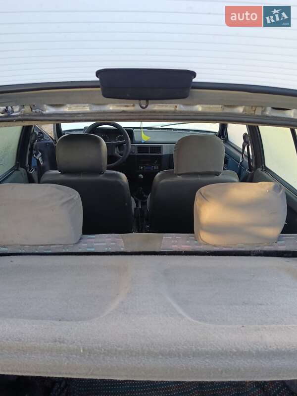 Лифтбек ЗАЗ 1103 Славута 2003 в Виннице фото 4 Лифтбек ЗАЗ 1103 Славута 2003 в Виннице