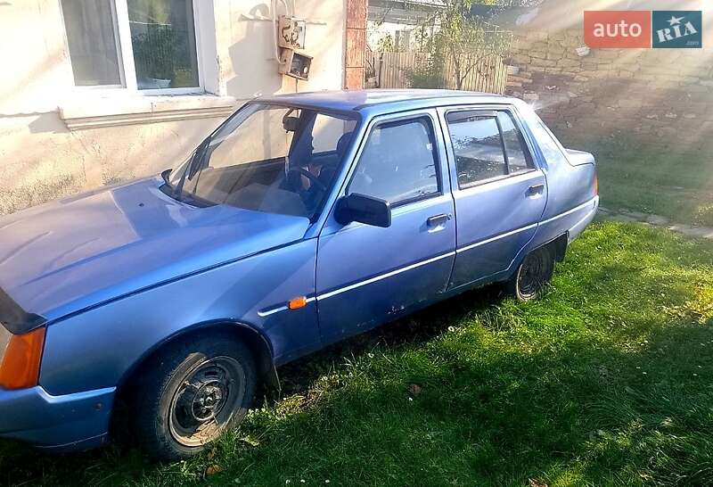 Ліфтбек ЗАЗ 1103 Славута 2003 в Тернополі