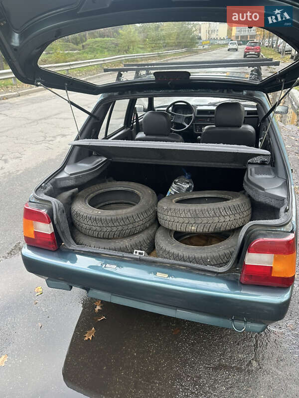 Лифтбек ЗАЗ 1103 Славута 2004 в Киеве фото 7 Лифтбек ЗАЗ 1103 Славута 2004 в Киеве