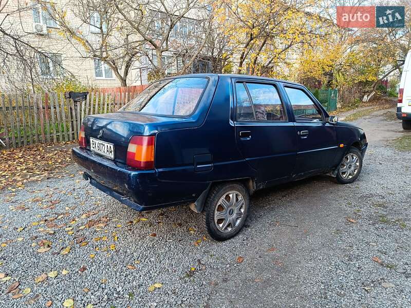 Лифтбек ЗАЗ 1103 Славута 2005 в Славуте фото 8 Лифтбек ЗАЗ 1103 Славута 2005 в Славуте