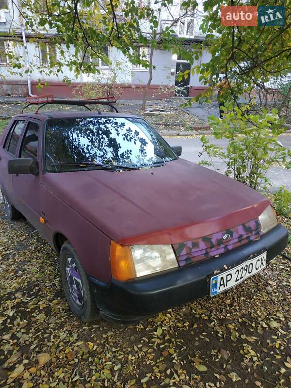 Ліфтбек ЗАЗ 1103 Славута 2004 в Запоріжжі