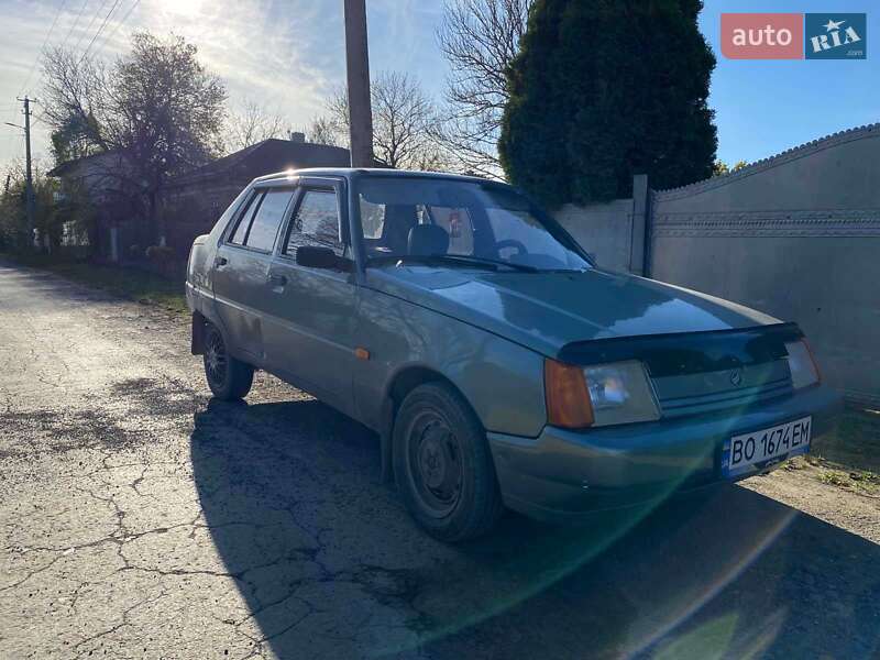 Лифтбек ЗАЗ 1103 Славута 2009 в Борщеве фото 4 Лифтбек ЗАЗ 1103 Славута 2009 в Борщеве