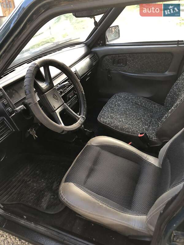 Лифтбек ЗАЗ 1103 Славута 2004 в Снятине фото 5 Лифтбек ЗАЗ 1103 Славута 2004 в Снятине