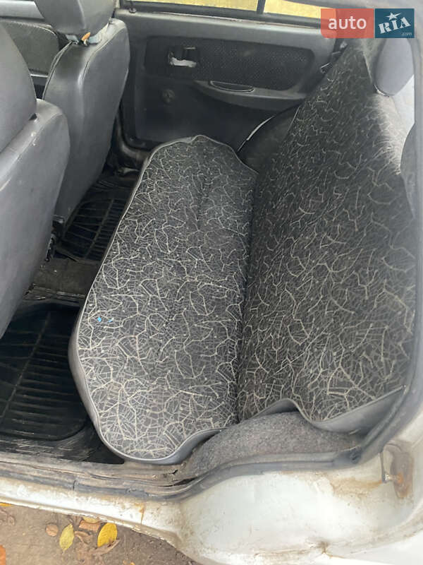 Лифтбек ЗАЗ 1103 Славута 2004 в Черкассах фото 11 Лифтбек ЗАЗ 1103 Славута 2004 в Черкассах