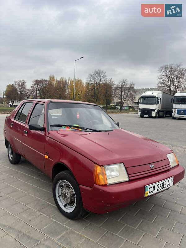 Лифтбек ЗАЗ 1103 Славута 2003 в Черкассах фото 6 Лифтбек ЗАЗ 1103 Славута 2003 в Черкассах