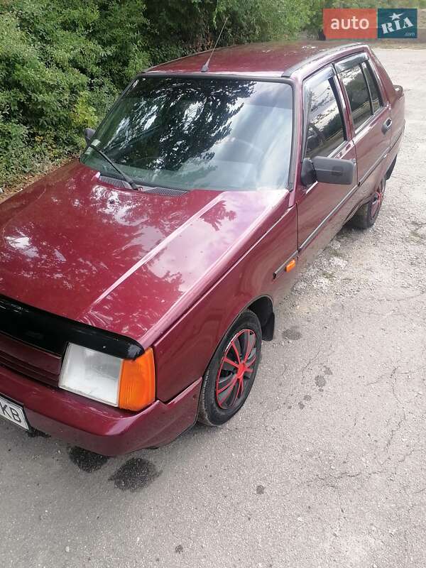 Ліфтбек ЗАЗ 1103 Славута 2006 в Запоріжжі