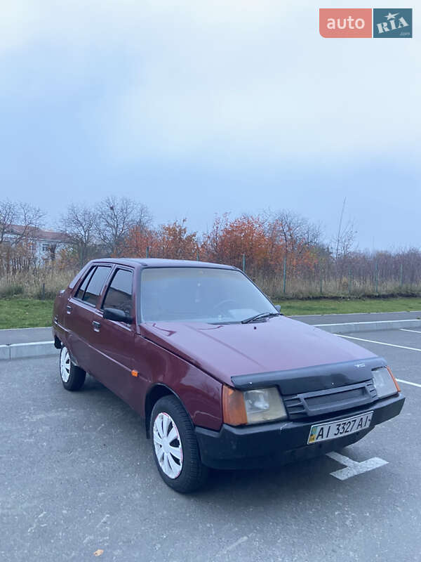 Ліфтбек ЗАЗ 1103 Славута 2005 в Умані фото Ліфтбек ЗАЗ 1103 Славута 2005 в Умані