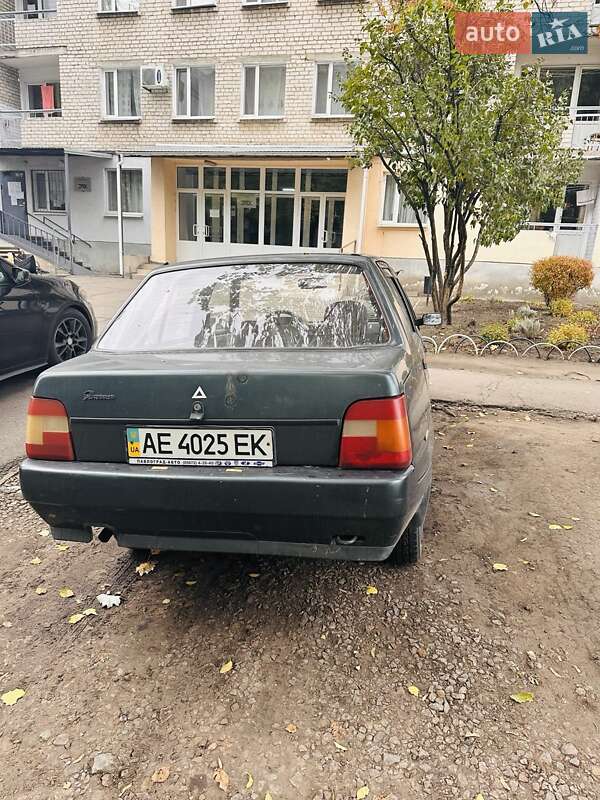 Лифтбек ЗАЗ 1103 Славута 2006 в Павлограде