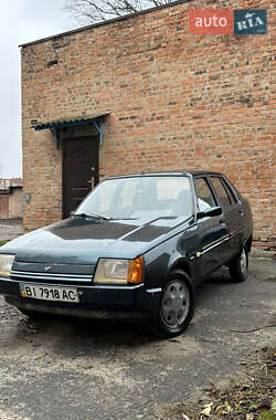 Лифтбек ЗАЗ 1103 Славута 2005 в Гадяче