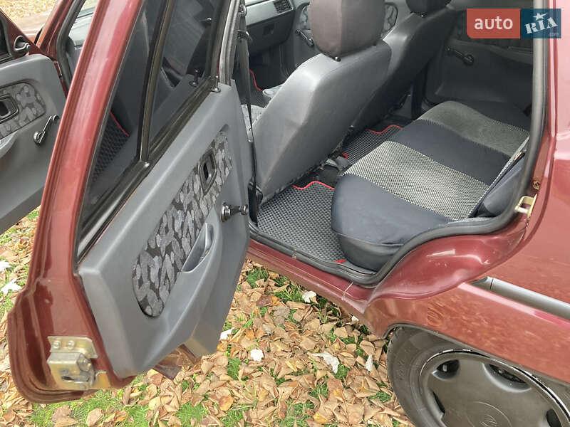 Ліфтбек ЗАЗ 1103 Славута 2006 в Черкасах фото 10 Ліфтбек ЗАЗ 1103 Славута 2006 в Черкасах