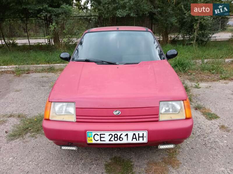 Ліфтбек ЗАЗ 1103 Славута 2002 в Чернівцях