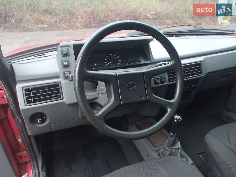 Ліфтбек ЗАЗ 1103 Славута 2002 в Чернівцях