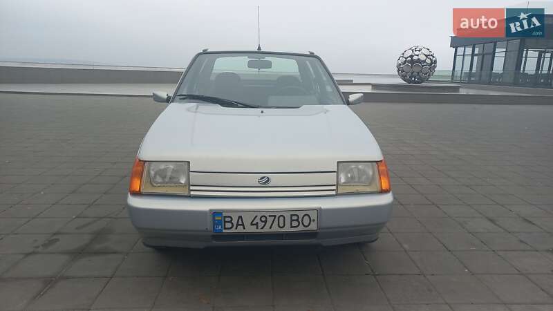 Лифтбек ЗАЗ 1103 Славута 2005 в Светловодске фото 3 Лифтбек ЗАЗ 1103 Славута 2005 в Светловодске