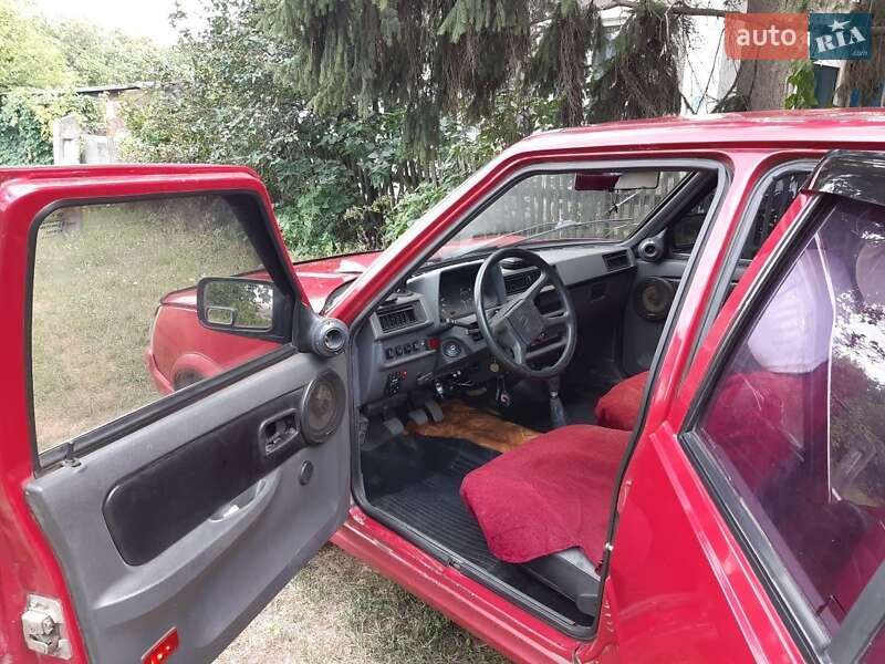 Лифтбек ЗАЗ 1103 Славута 2003 в Харькове фото 3 Лифтбек ЗАЗ 1103 Славута 2003 в Харькове