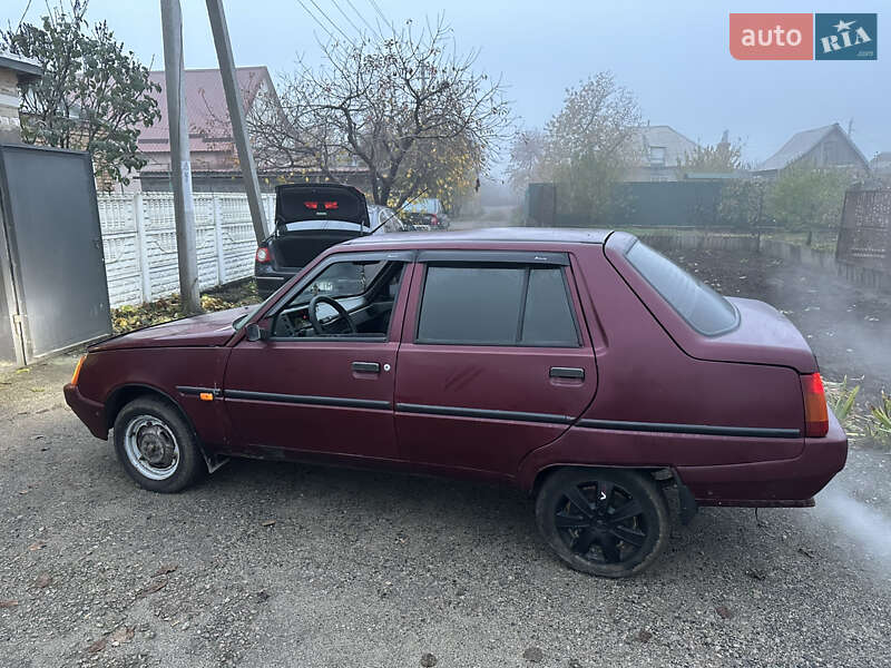 Ліфтбек ЗАЗ 1103 Славута 2006 в Нікополі