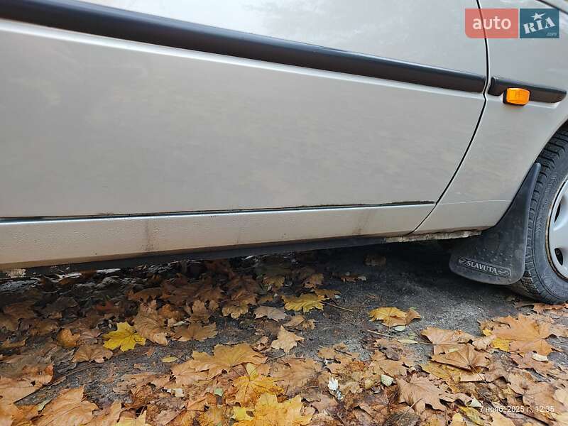 Ліфтбек ЗАЗ 1103 Славута 2006 в Запоріжжі