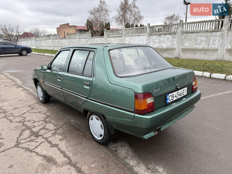 Лифтбек ЗАЗ 1103 Славута 2006 в Прилуках