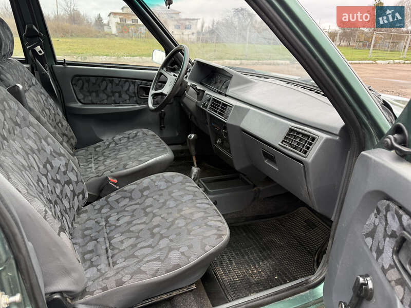 Лифтбек ЗАЗ 1103 Славута 2006 в Прилуках